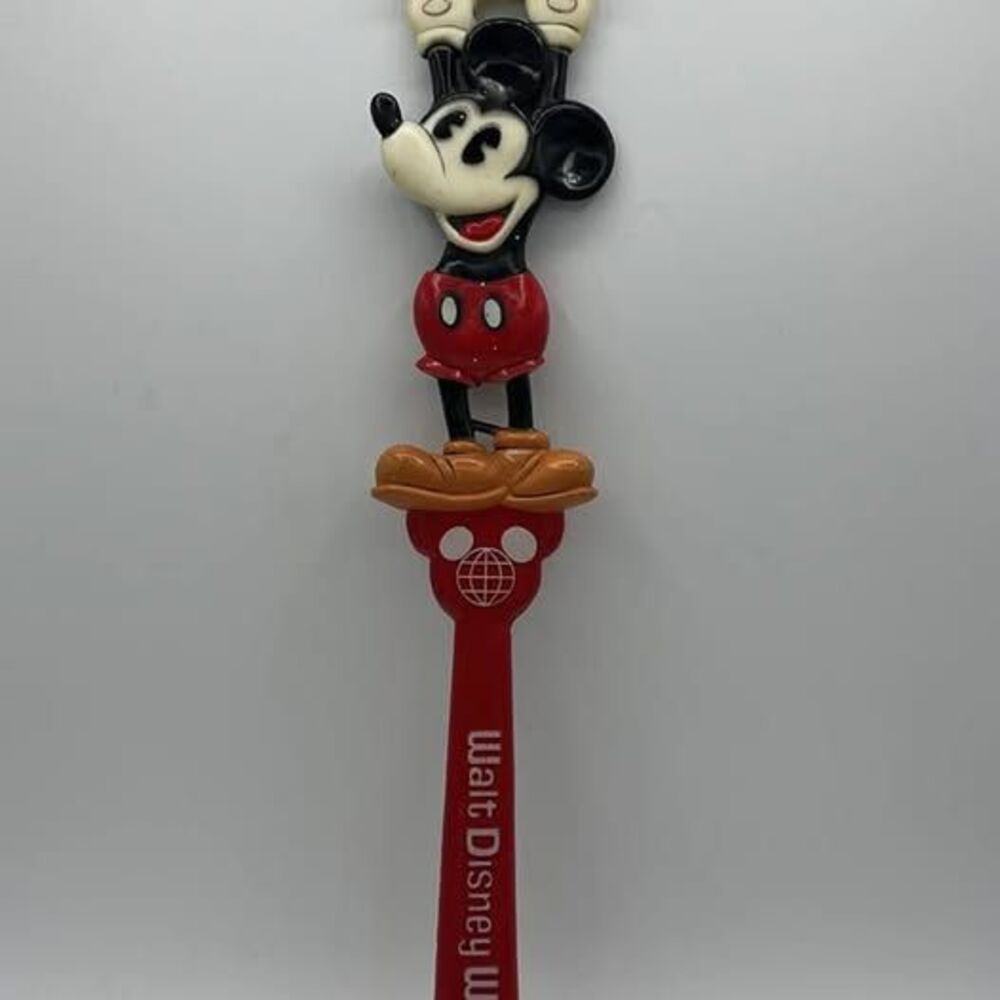 Vintage Walt Disney World Mickey Mouse Back Scratcher